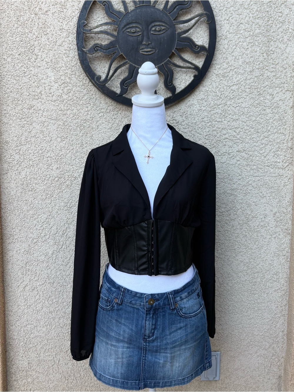 Biashe Black Cropped V-Neck Long Sleeve Faux Leather Detail Corset Blouse